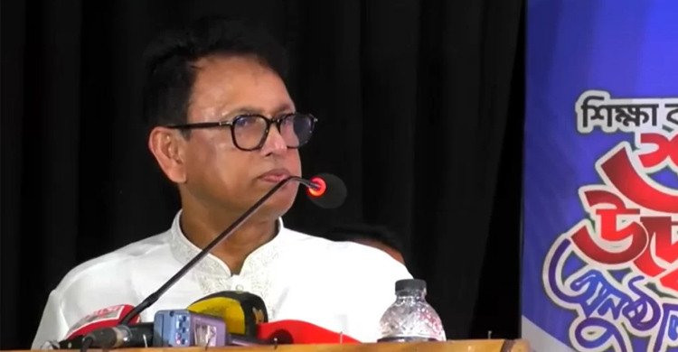 একজন শিক্ষক আমাকে নাম দিয়েছেন ‘পরীক্ষা মিলন’: শিক্ষামন্ত্রী